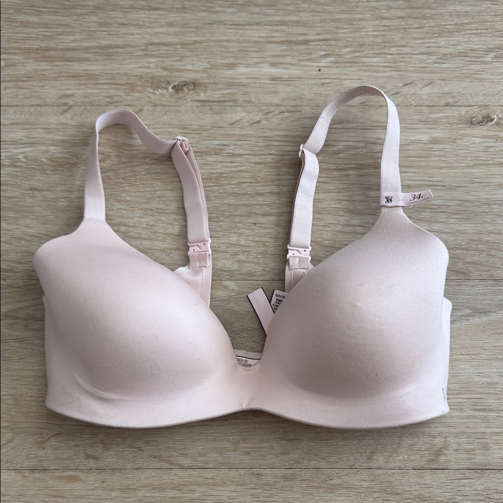Victorias Secret Light Pink Seamless T-Shirt Bra - Women Intimates